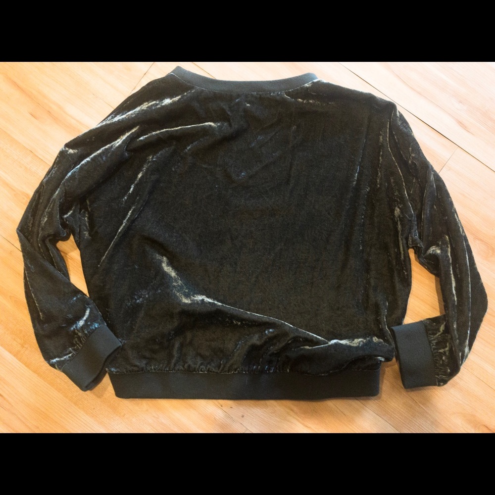 Velour Kenneth Cole Sweater